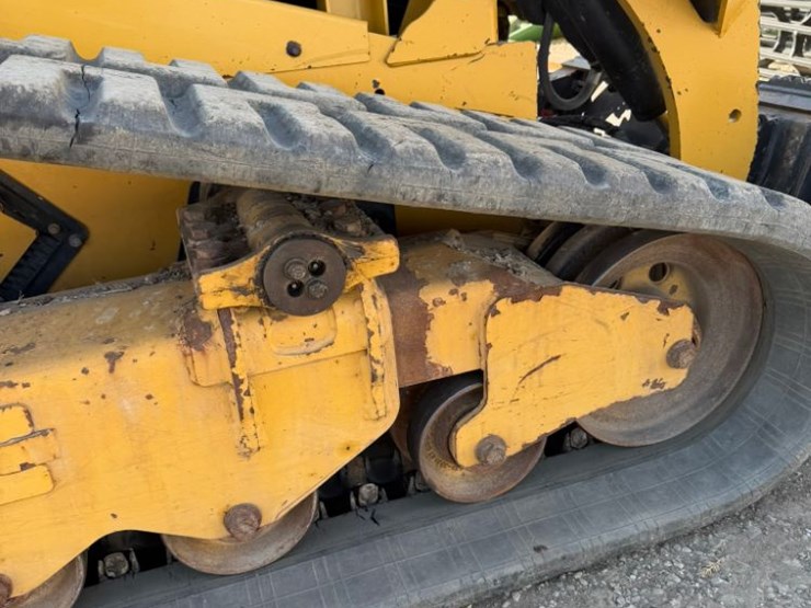 2022-caterpillar-299d3-xe-image-61