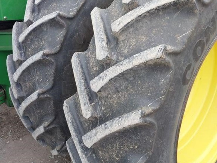 john-deere-8570-image-8