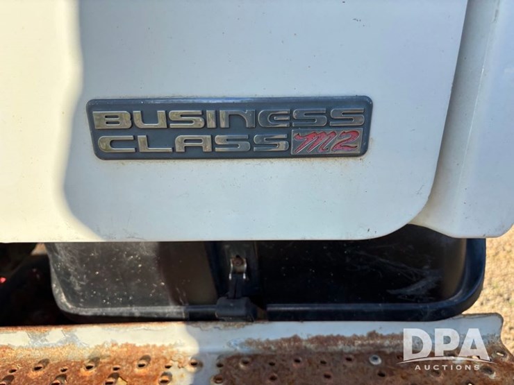 2005-freightliner-business-class-lp-bobtail-truck-(dr12590-unit-6501)-image-23