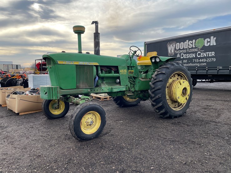 john-deere-4020-image-1