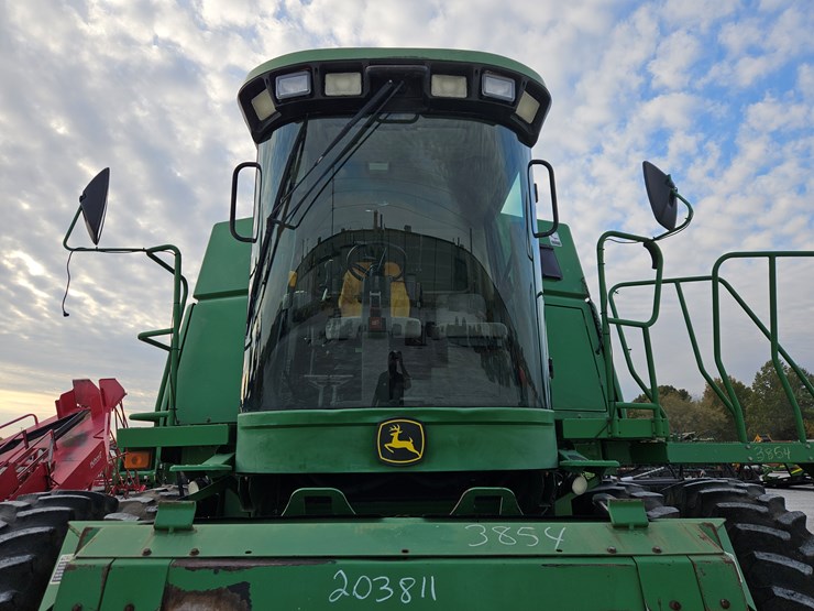 2005-john-deere-9760-sts-image-4