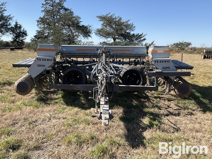 crust-buster-3200-image-2