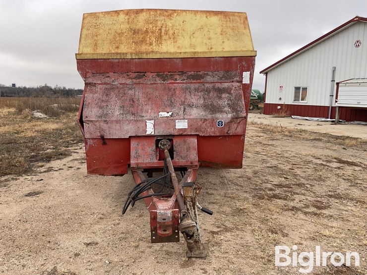 new-holland-3118-image-2