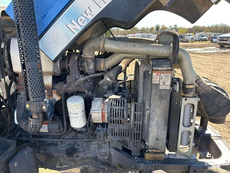 2010-new-holland-td5050-image-12