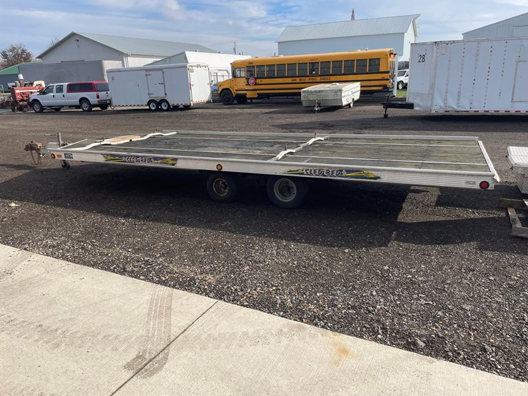 #1093-•-1997-sled-bed-4-place-snowmobile-trailer-(no-title)-image-7