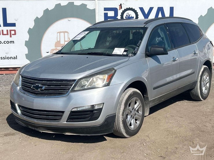 2016-chevrolet-traverse-image-1