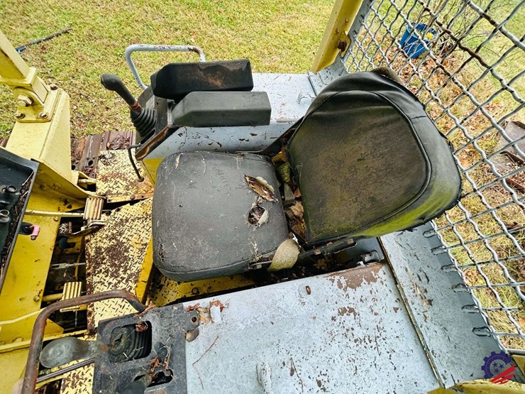 1992-komatsu-d31p-20-image-53