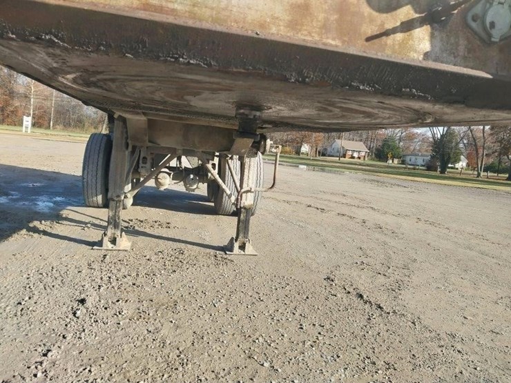 1975-raven-s-dump-image-8