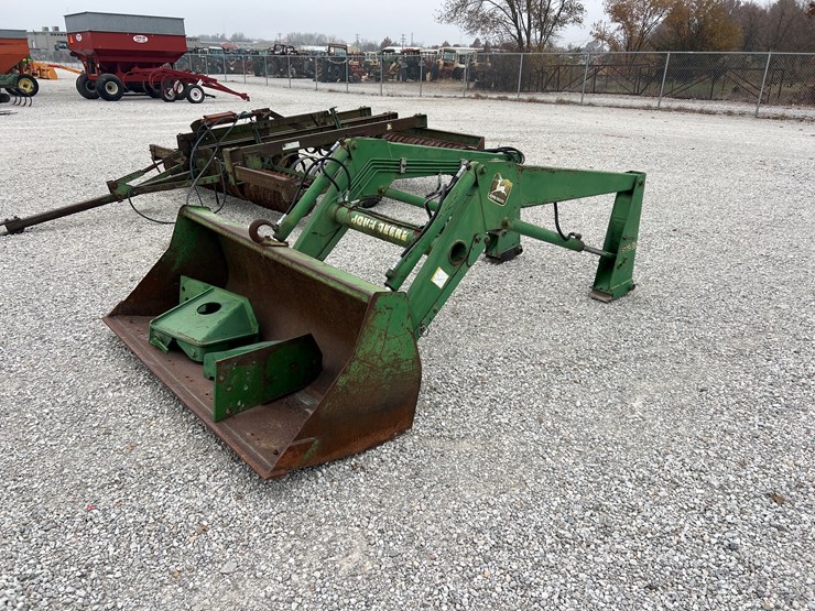 john-deere-620-image-1