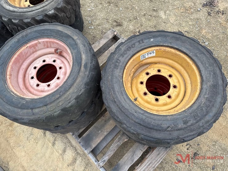 (4)-titan-hd-2000-10-16.5-nhs-tractor-tires-&-rims-image-2