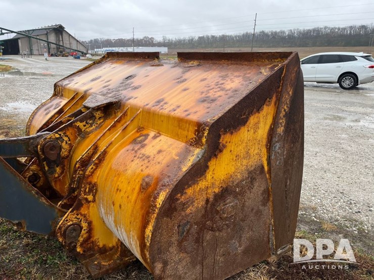 2017-deere-624k-image-20