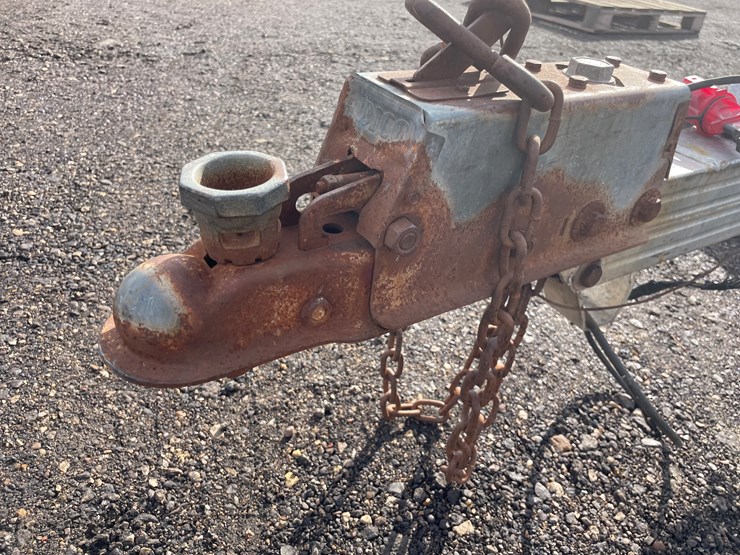 #1093-•-1997-sled-bed-4-place-snowmobile-trailer-(no-title)-image-13