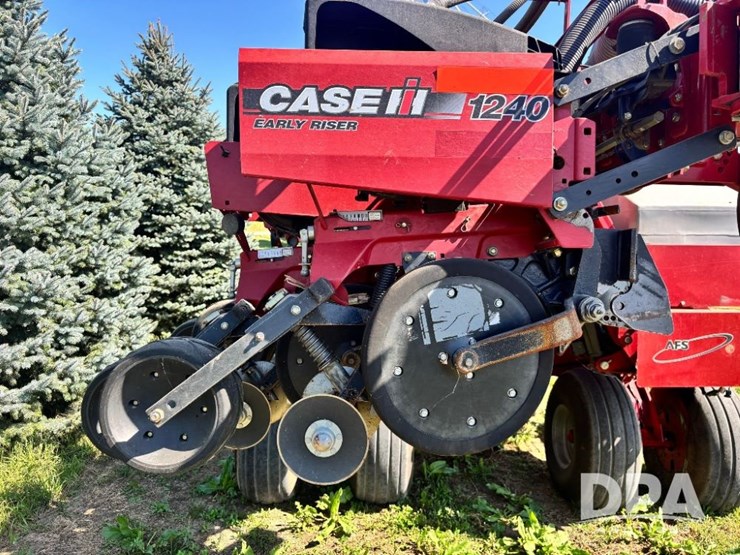 2012-case-ih-1240-image-55