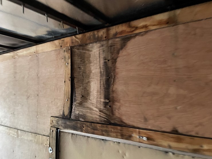 #1151-•-2021-freeway-36'-enclosed-trailer-image-24