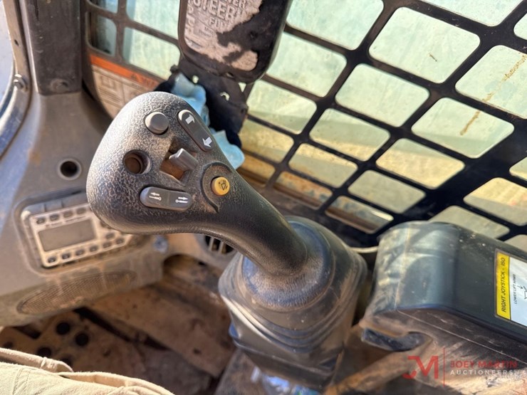 2017-bobcat-t595-image-17