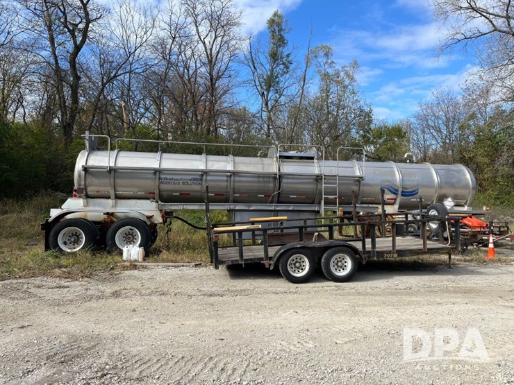 1982-heil-trailer-image-7