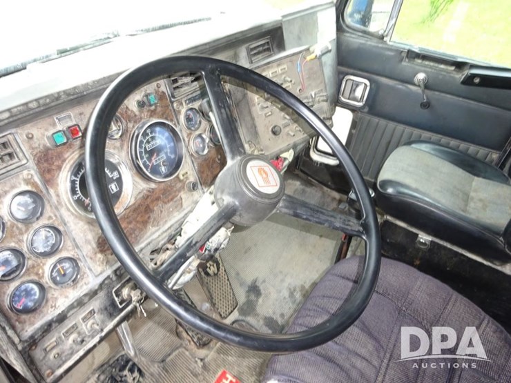 1990-kenworth-liquid-nurse-truck-(pz14113)-image-79