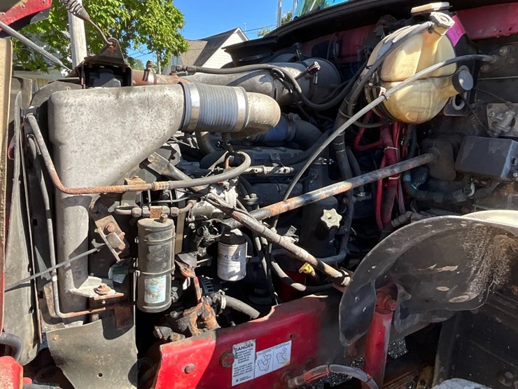 2007-mack-cv713-flatbed-w/-moffett-hookup-image-17