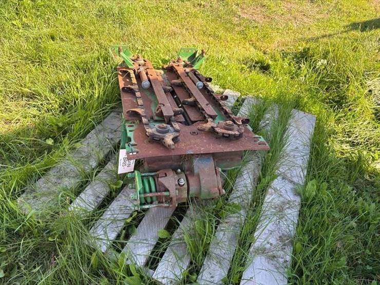 john-deere-corn-row-unit-image-4