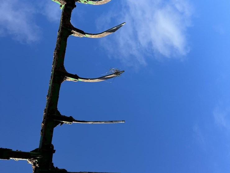 2013-john-deere-6170r-image-65