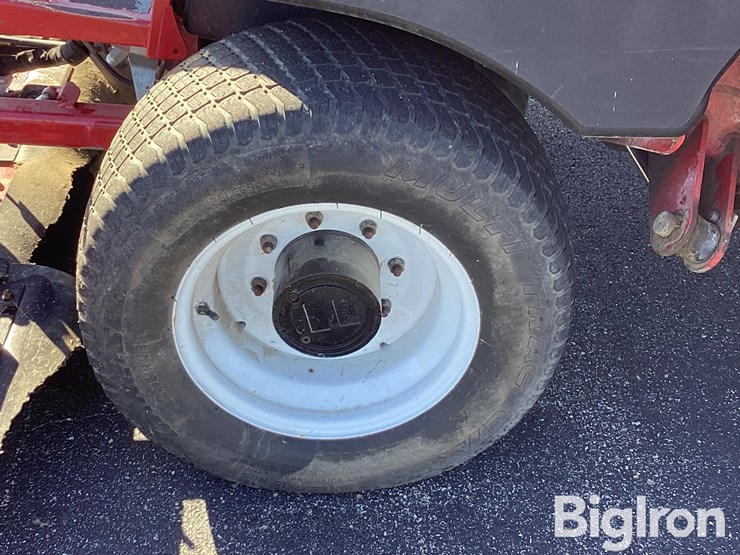 toro-groundsmaster-5900-image-9