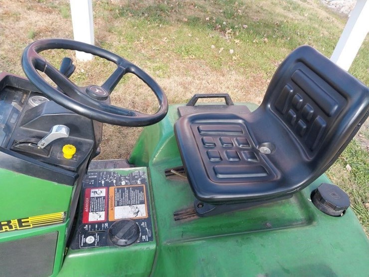 john-deere-445-image-8