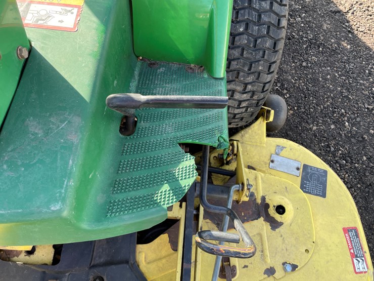 john-deere-f725-image-14