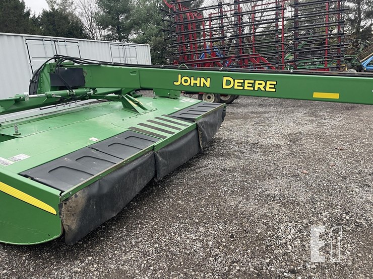 2018-john-deere-946-image-6
