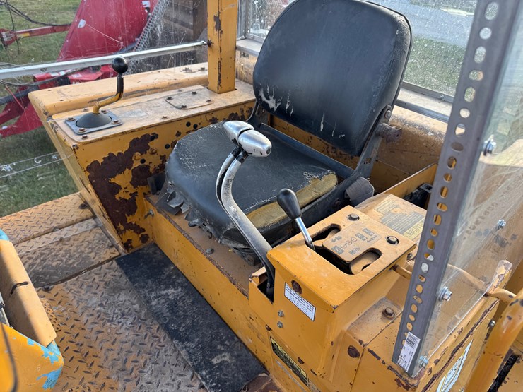 #116-•-dresser-buldozer-image-14