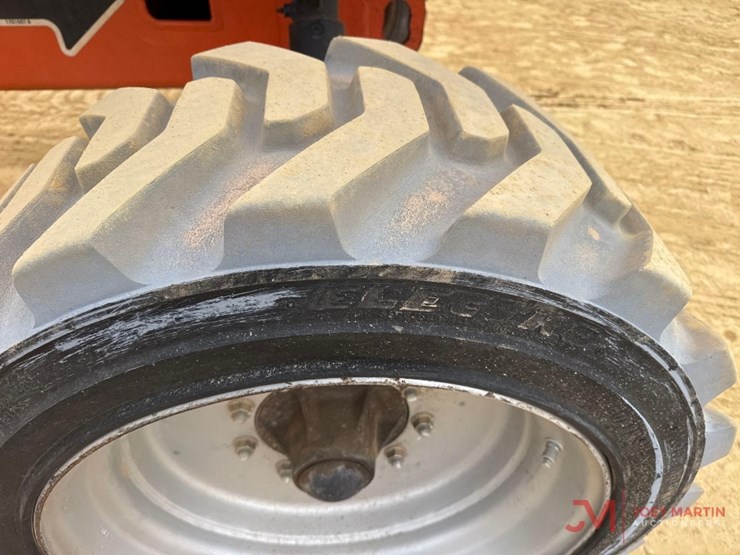 2015-jlg-e600jp-image-13