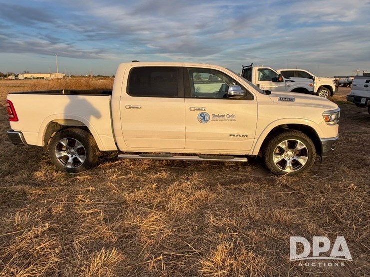 2019-dodge-1500-image-2