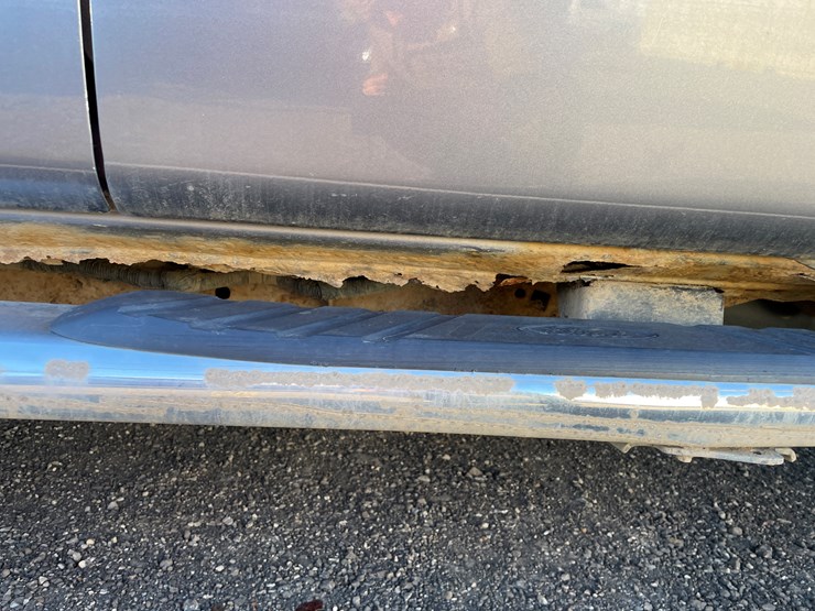 2012-ford-f150-xlt-image-12