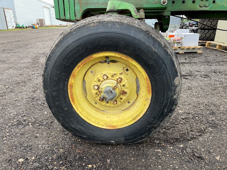 john-deere-4020-image-9
