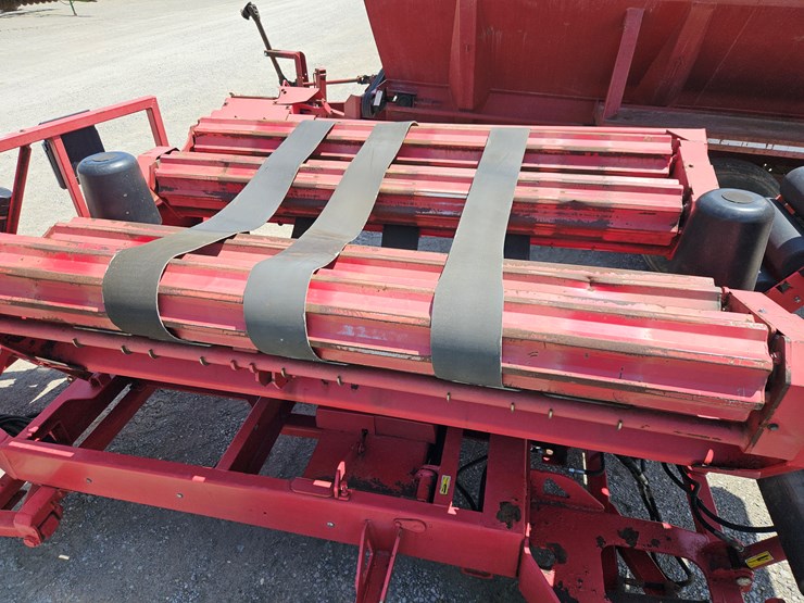 #201995-•-anderson-780sb-bale-wrapper-image-10