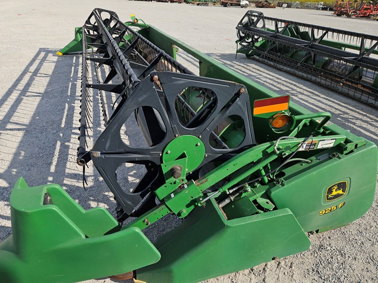 2002-john-deere-925f-image-2