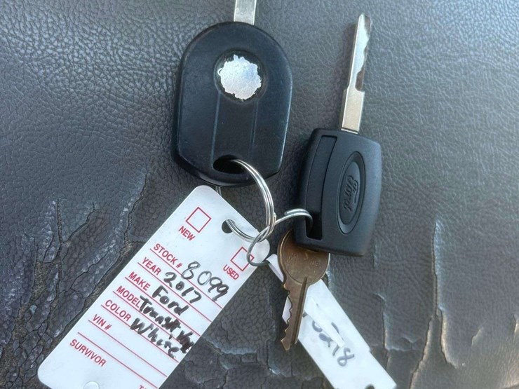 2017-ford-transit-image-37