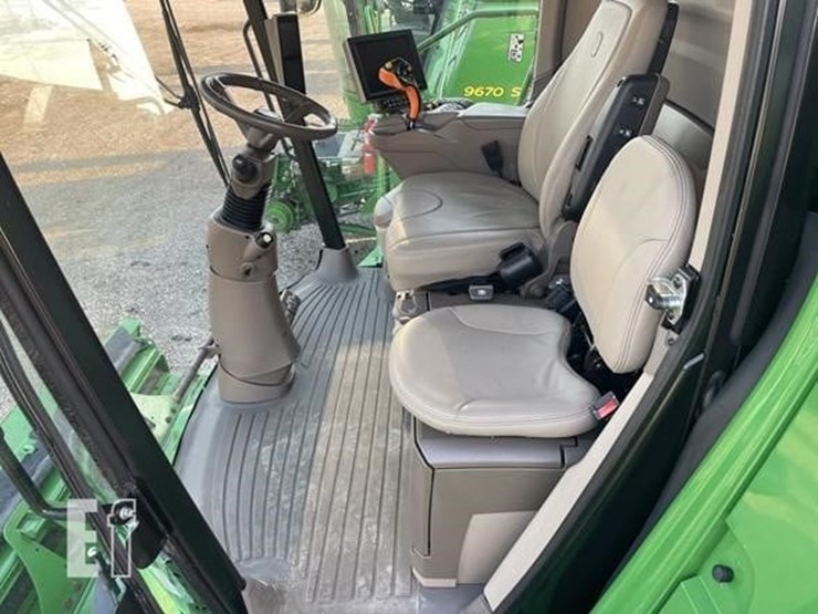 2020-john-deere-s770-image-62