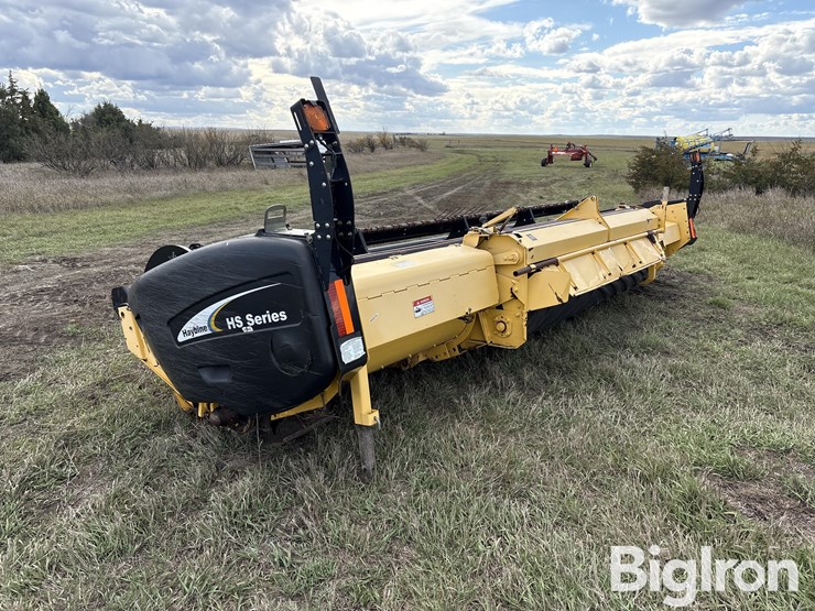 new-holland-18hs-image-7