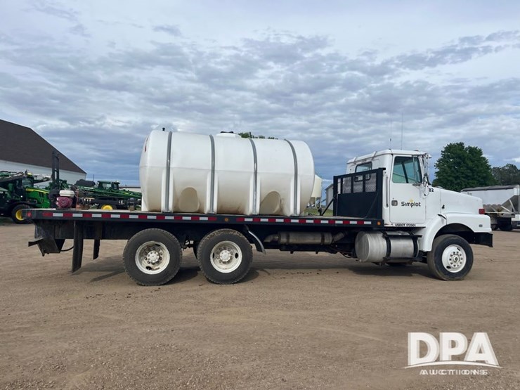 1993-white-gmc-liquid-truck-(dr8592-unit-129952)-image-6