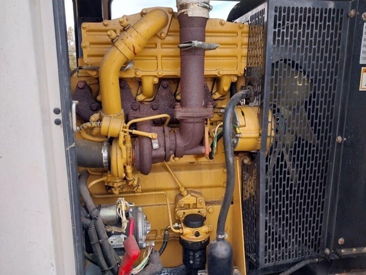 caterpillar-xq75-image-11