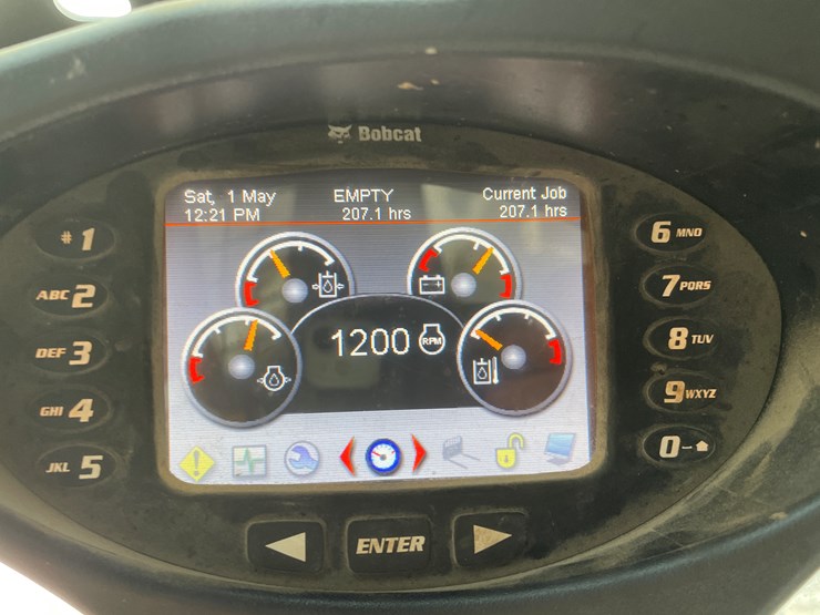 2015-bobcat-s590-image-29