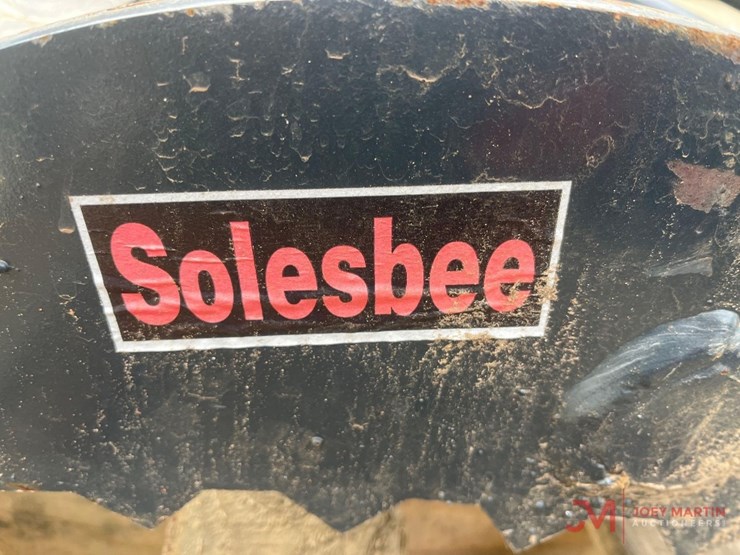 solesbee's-2-finger-excavator-thumb-w/-hydraulic-cylinder-image-3