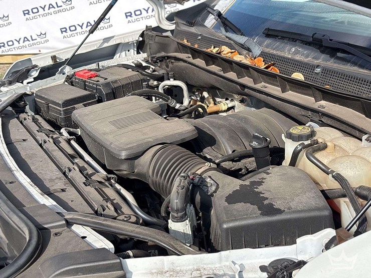 2023-chevrolet-tahoe-image-8