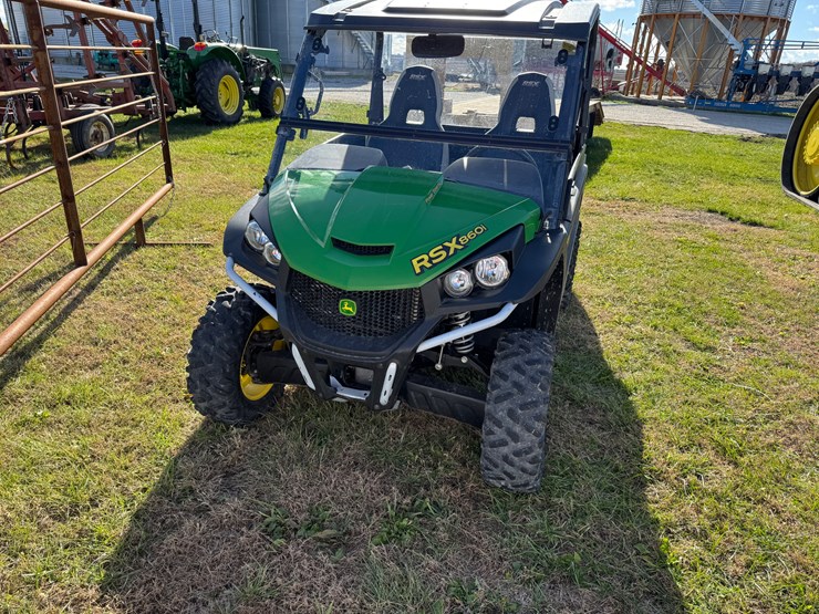 john-deere-gator-image-2