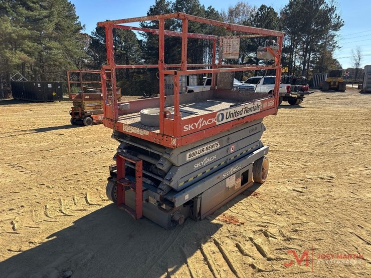 2014-skyjack-sjiii4626-image-2