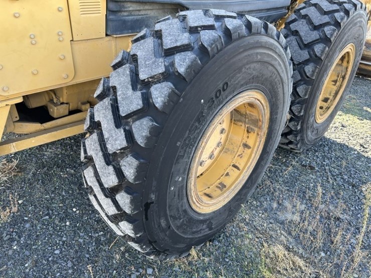 2006-caterpillar-160h-image-28