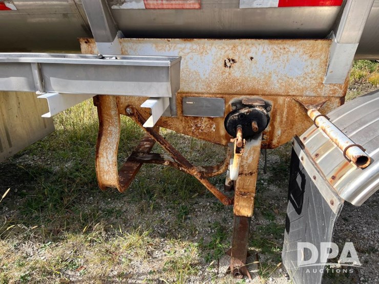 1982-heil-trailer-image-21