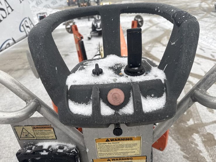 2018-jlg-t350-image-10