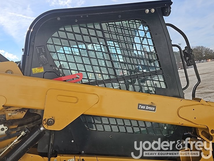 2021-caterpillar-299d3-image-20