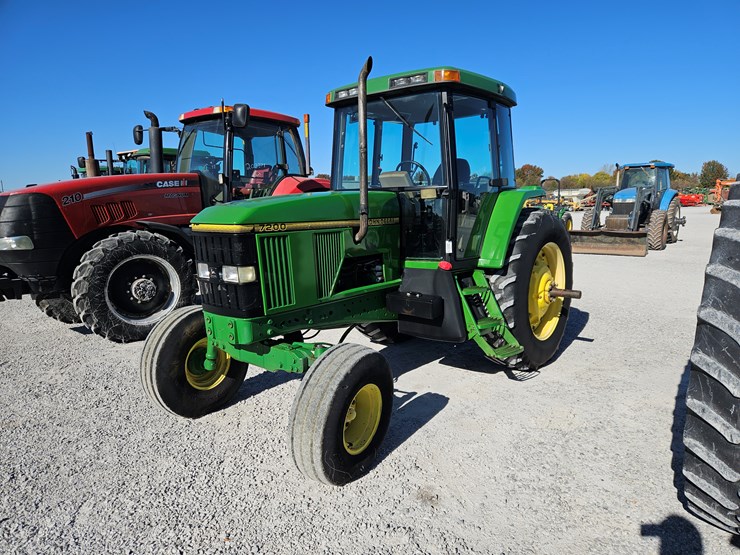 1996-john-deere-7200-image-1